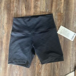 Lululemon 6" biker shorts